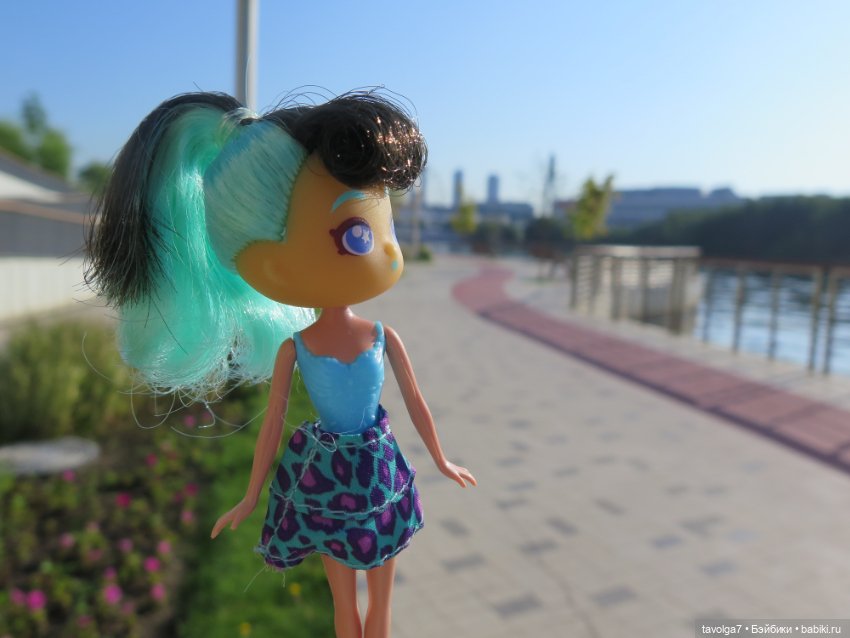 Как мы провели август — Коллекции игровых кукол (Playline): фото полок (фото 10)