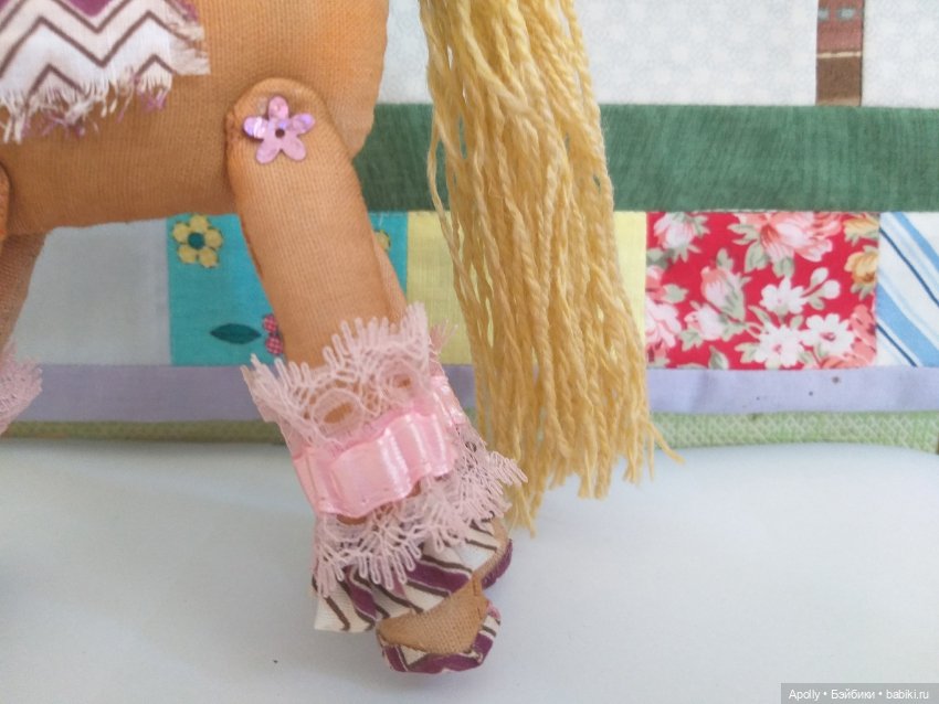 Веснушчатая лошадь — Текстильные игрушки и примитивы: кофейные