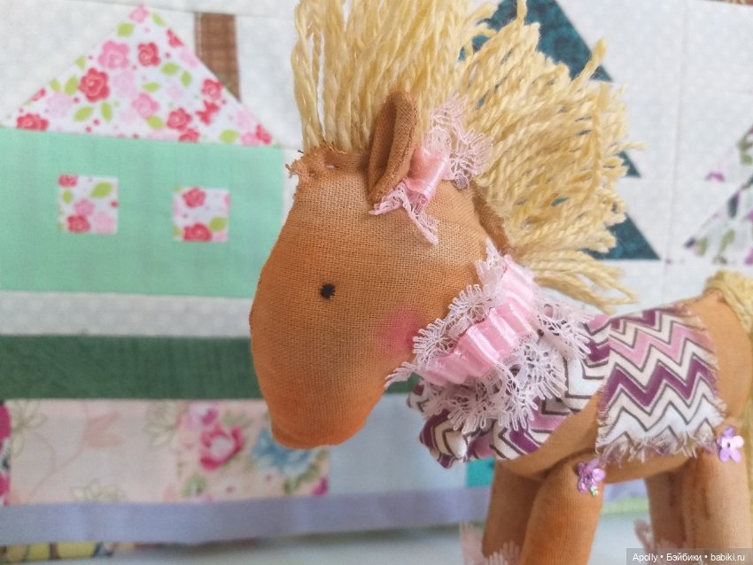 Веснушчатая лошадь — Текстильные игрушки и примитивы: кофейные