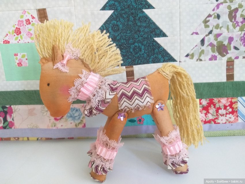 Веснушчатая лошадь — Текстильные игрушки и примитивы: кофейные