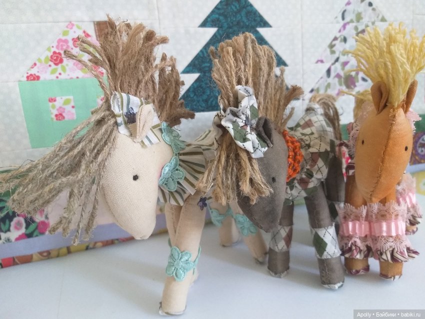 Тёмная лошадка — Текстильные игрушки и примитивы: кофейные