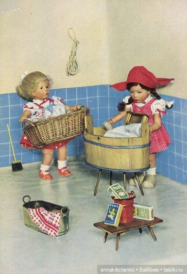 И вот уже зовут по отчеству, а в детство заглянуть так хочется