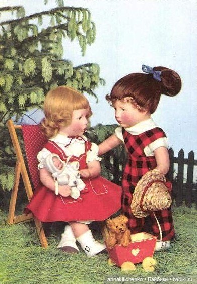 И вот уже зовут по отчеству, а в детство заглянуть так хочется