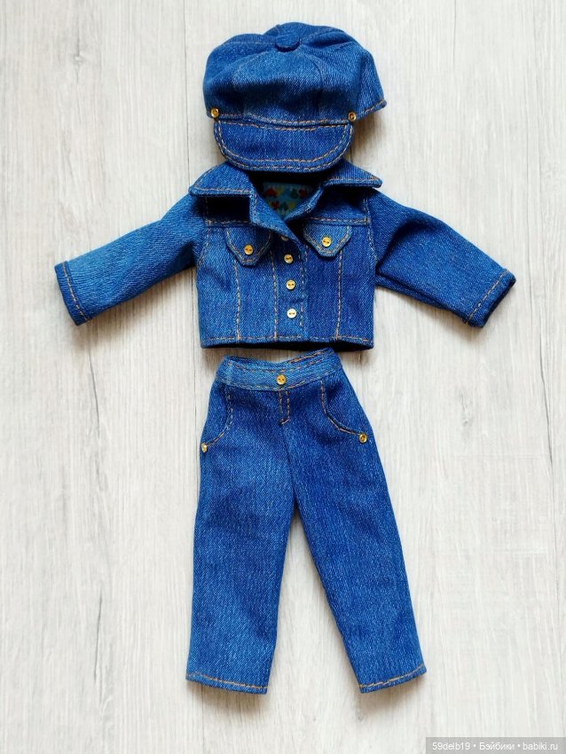 Платье с объемной бразильской вышивкой для кукол Паола Рейна