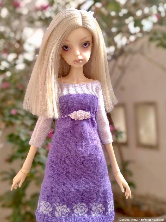 Платья с жаккардовыми орнаментами