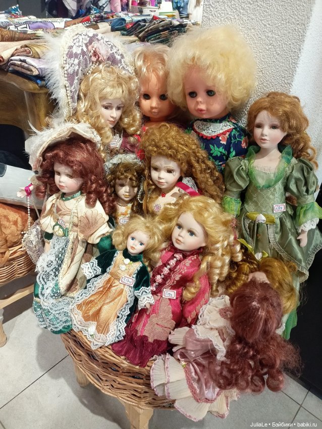 Очередной (микро)музей кукол, теперь в Питере