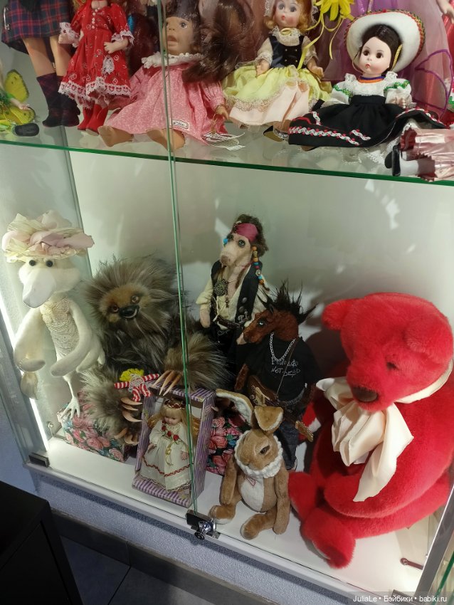 Очередной (микро)музей кукол, теперь в Питере