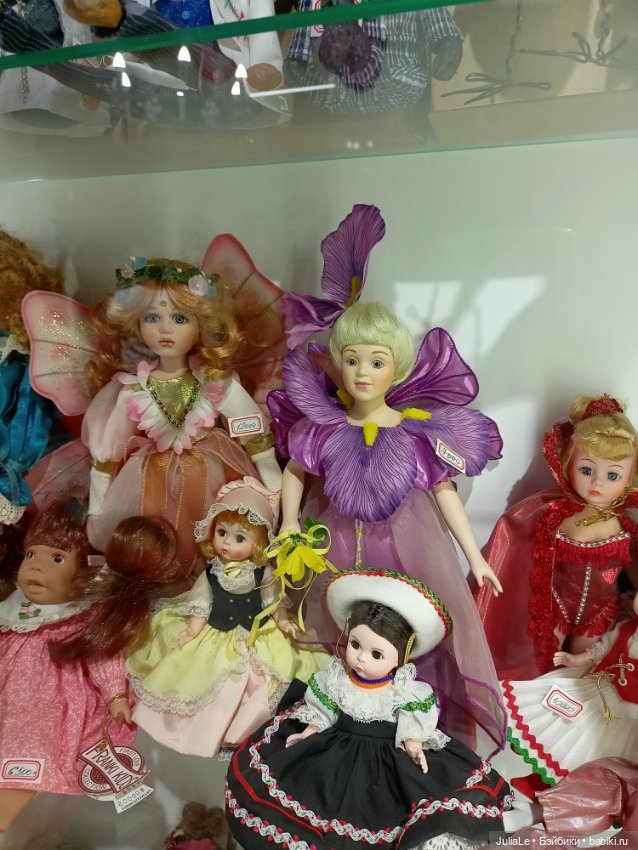 Очередной (микро)музей кукол, теперь в Питере