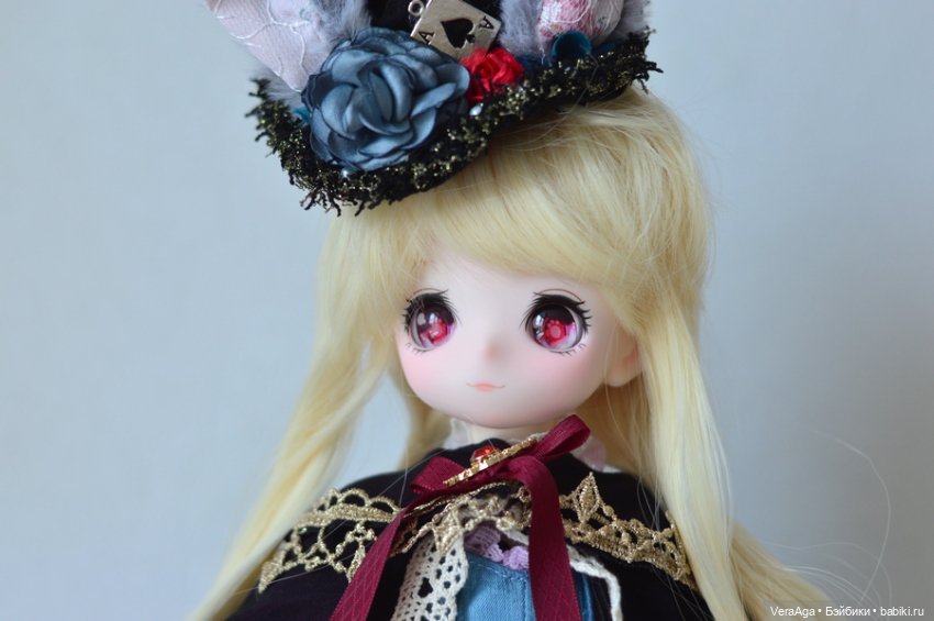 Алиса в стране чудес от Match Girl и примерка парика) (фото 3)