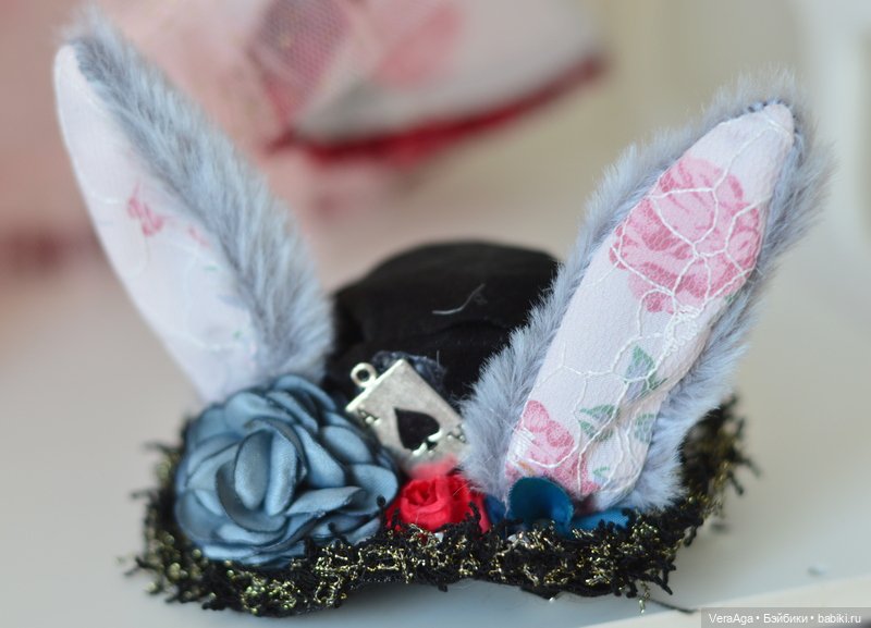 Алиса в стране чудес от Match Girl и примерка парика) (фото 5)