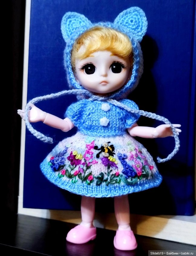 Тея в новом наряде и с новой подружкой - кошечкой Лаской (фото 5)