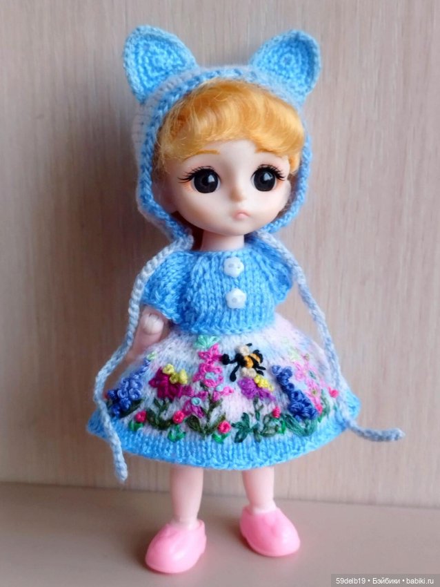 Тея в новом наряде и с новой подружкой - кошечкой Лаской