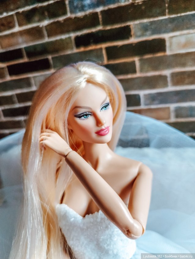 Красное и белое — Куклы Integrity Toys (Интегрити): Poppy Parker