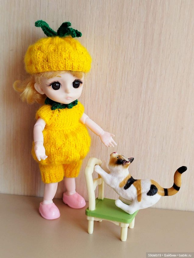 Новый наряд Теи "Ананасик" и про то, как Тея ждала сестричек (фото 8)