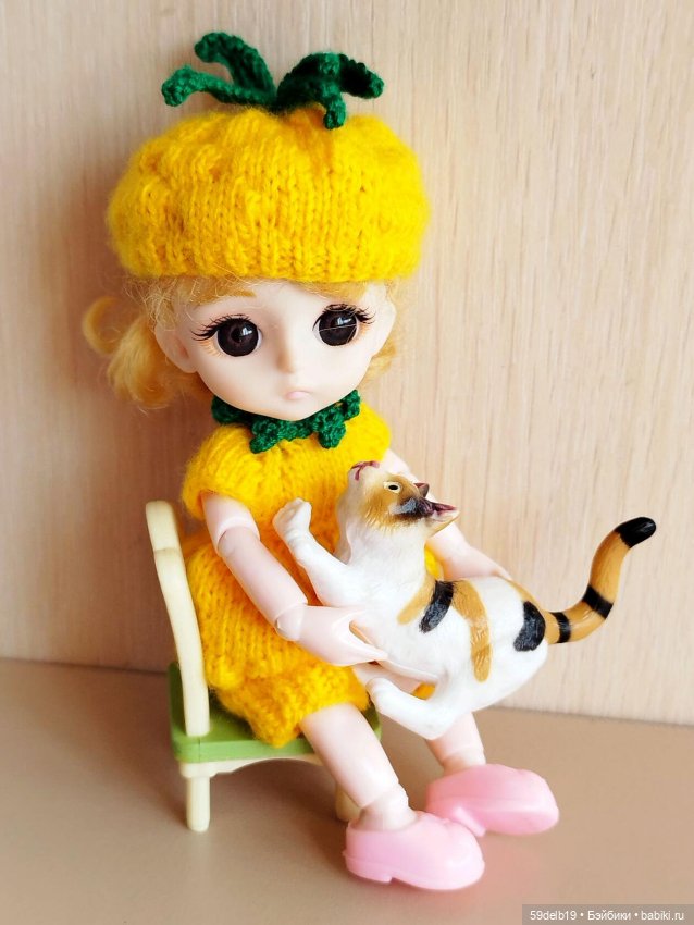 Новый наряд Теи "Ананасик" и про то, как Тея ждала сестричек (фото 10)