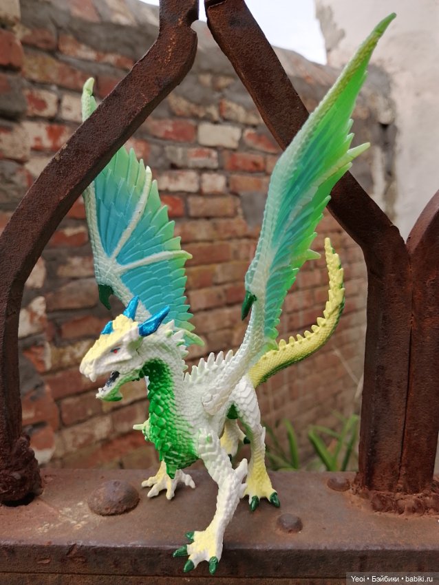 Две статичные фигурки драконов (фото 3)