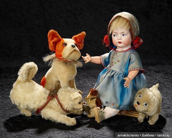 Антикварные куклы и их игрушки. Фотографии часть 2