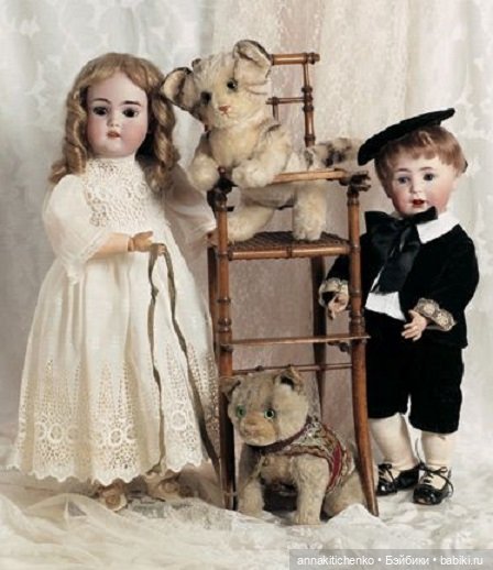 Антикварные куклы и их игрушки. Фотографии часть 2