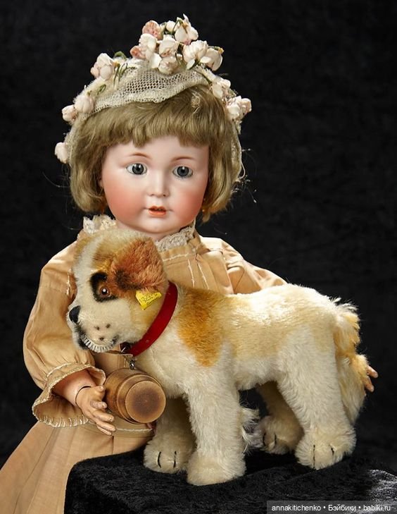 Антикварные куклы и их игрушки. Фотографии часть 2