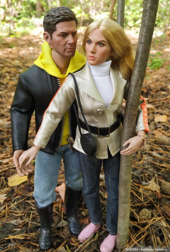 Прогулка Дженса и Роксаны