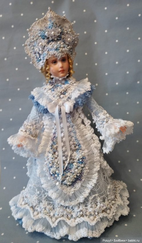 СНегурочки на выставке в октябре (фото 3)