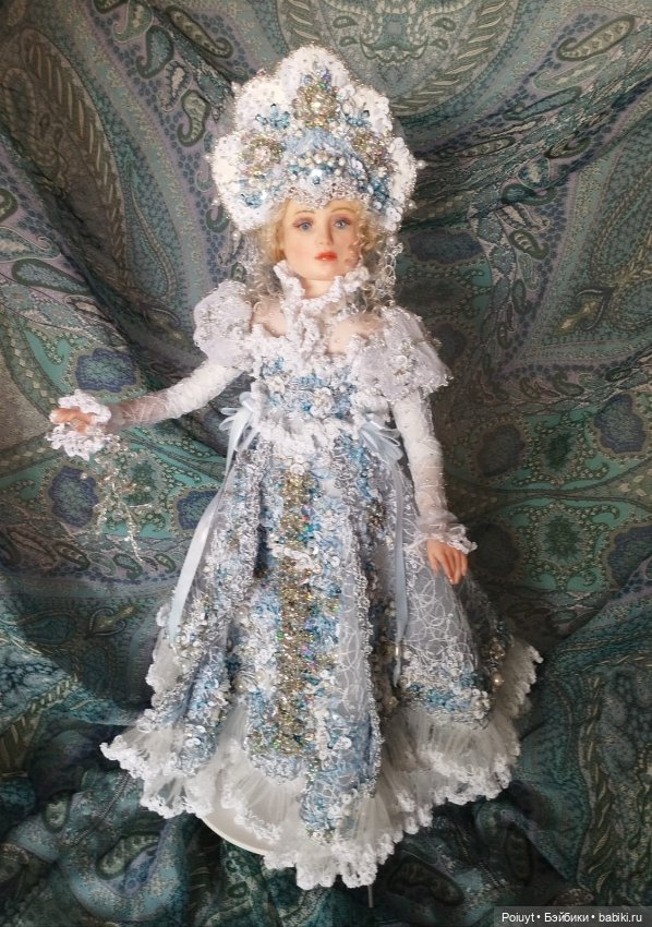 СНегурочки на выставке в октябре (фото 6)