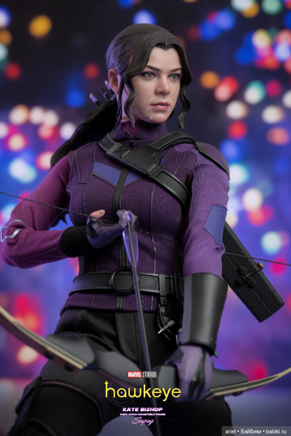 В Гонконге состоялся релиз фигурки Кейт Бишоп от Hot Toys по мотивам сериала «Соколиный глаз» (фото 7)