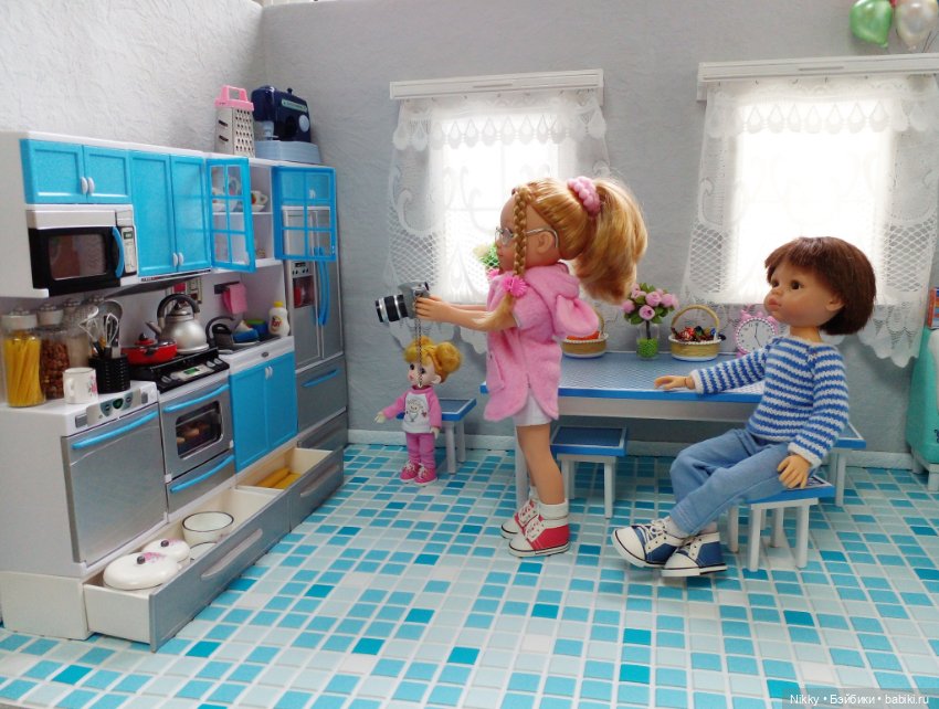 Посуда для кукольной кухни