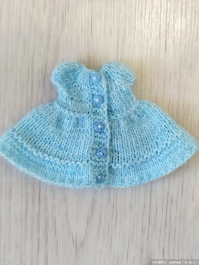 Платье и шапочка с вышивкой рококо для кукол баболи, лати, пукифи 15-16 см (фото 2)