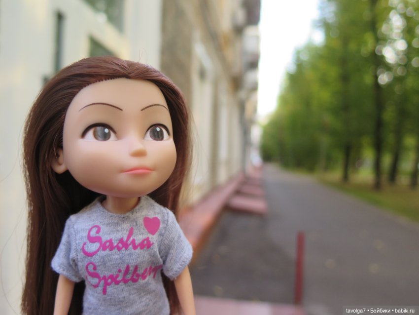 Новенькая - кукла от русского блогера