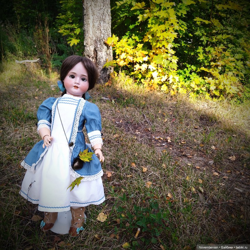 История одной антикварной девочки