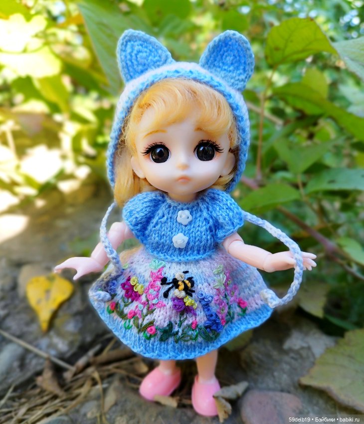 Тея в разных нарядах на природе (фото 9)