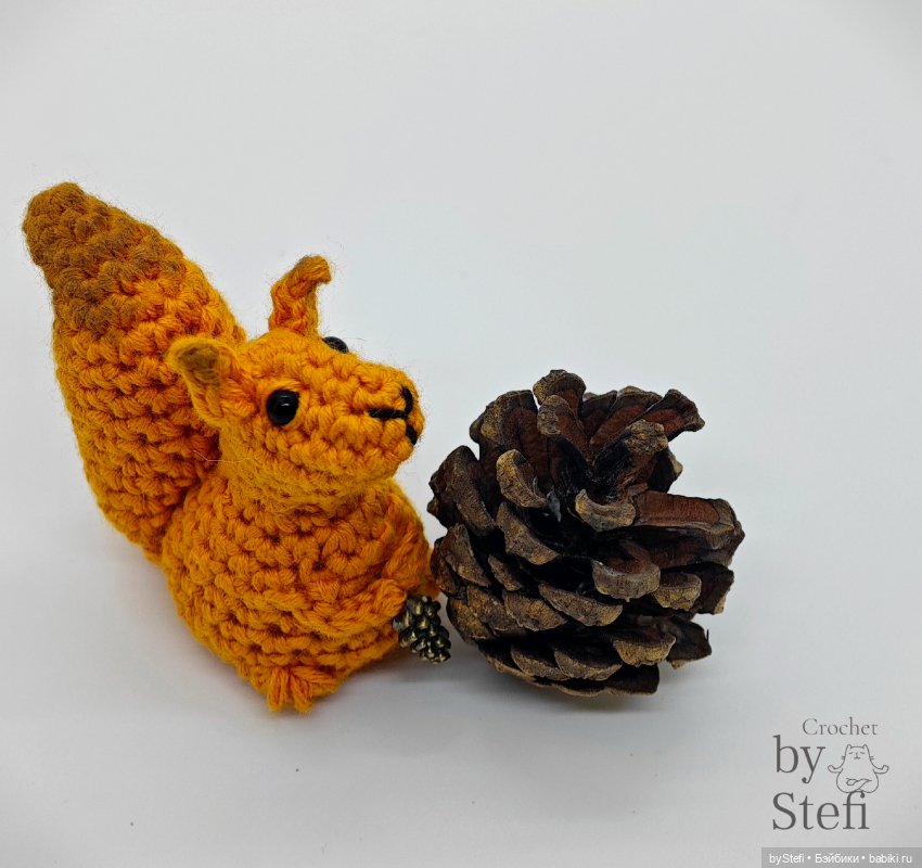 Вот такая малявочная красотка забежала в гости