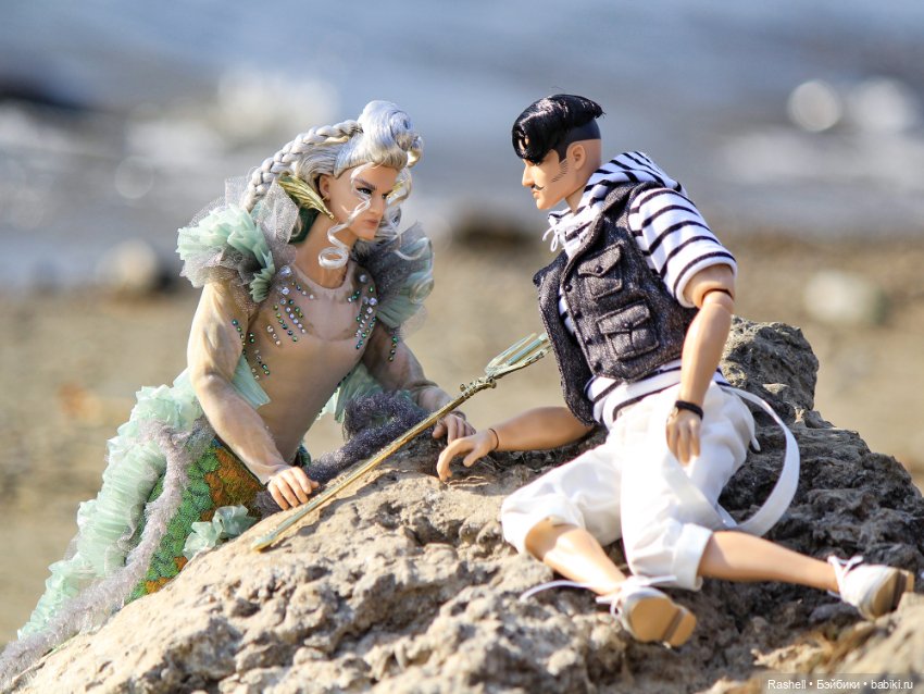 Морской царь греется на солнышке