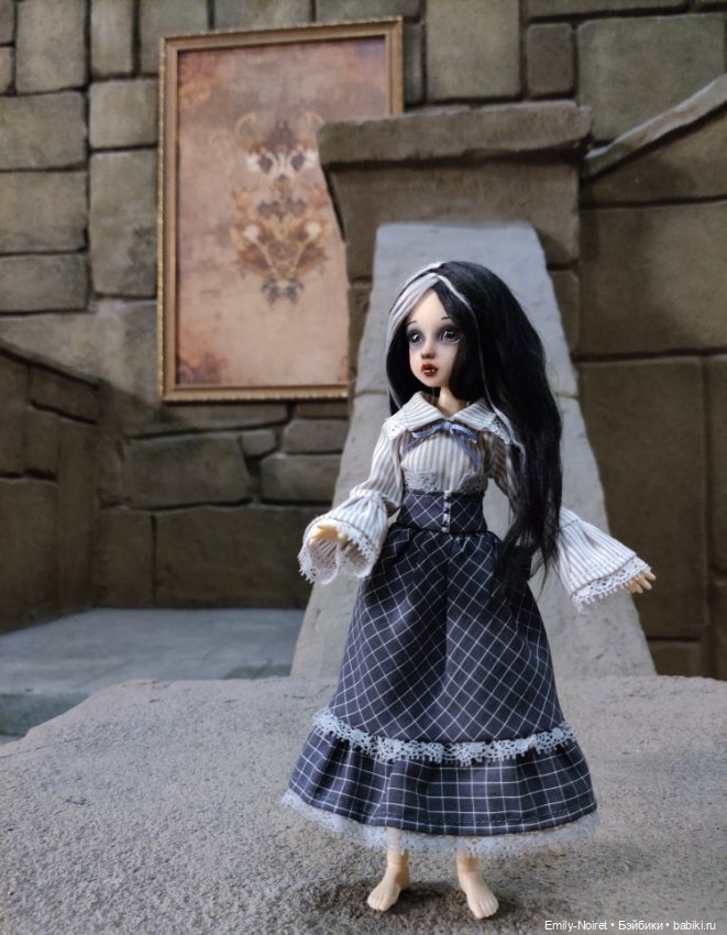 В гостях у Дракулы — ООАК и репейнт игровых кукол: Bratz (фото 10)