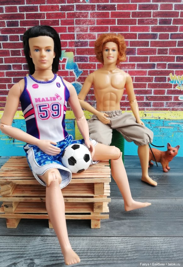 Каждый хочет быть первым парнем на деревне