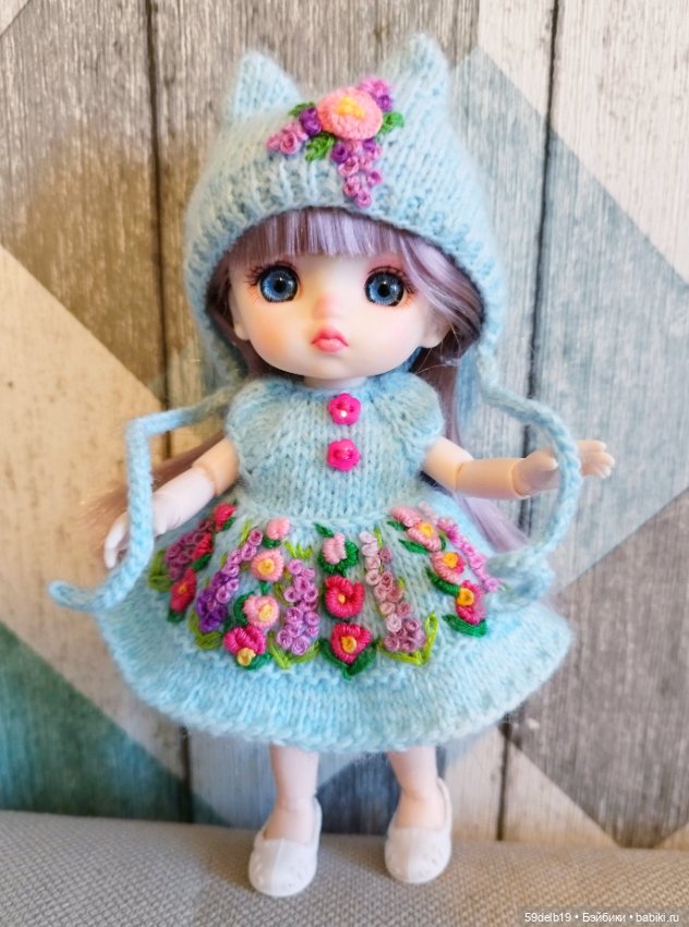 К Тее приехала сестричка Лея