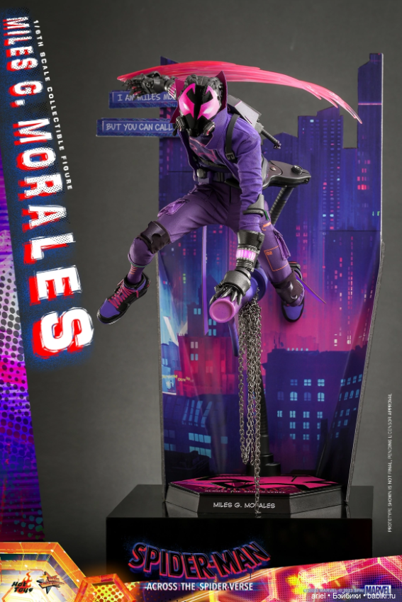 Hot Toys анонсировали фигурку Майлза Моралеса Бродягу по мотивам анимационного фильма «Человек-паук: Паутина вселенных» (фото 6)