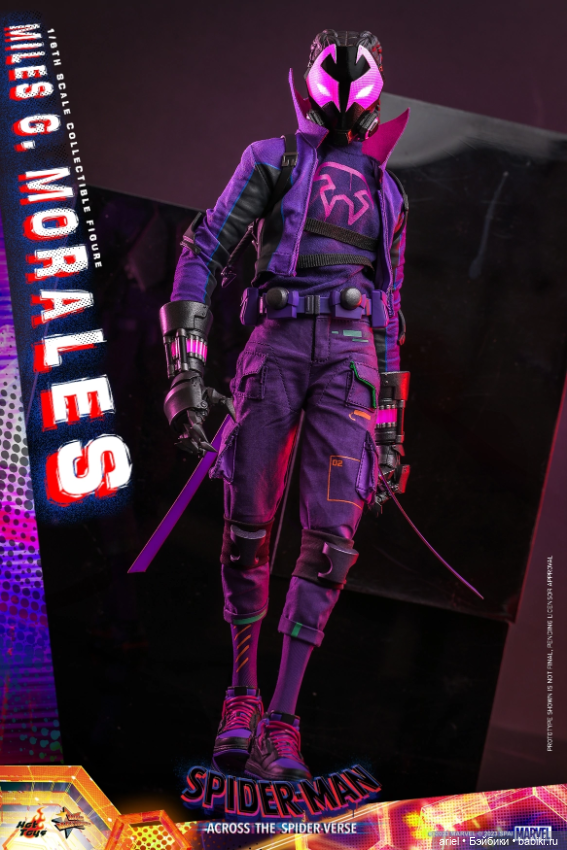 Hot Toys анонсировали фигурку Майлза Моралеса Бродягу по мотивам анимационного фильма «Человек-паук: Паутина вселенных» (фото 4)