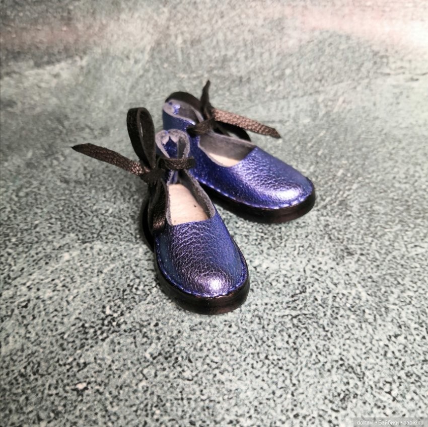 Готовлюсь к праздникам — Одежда и обувь для кукол своими руками: фото (фото 8)