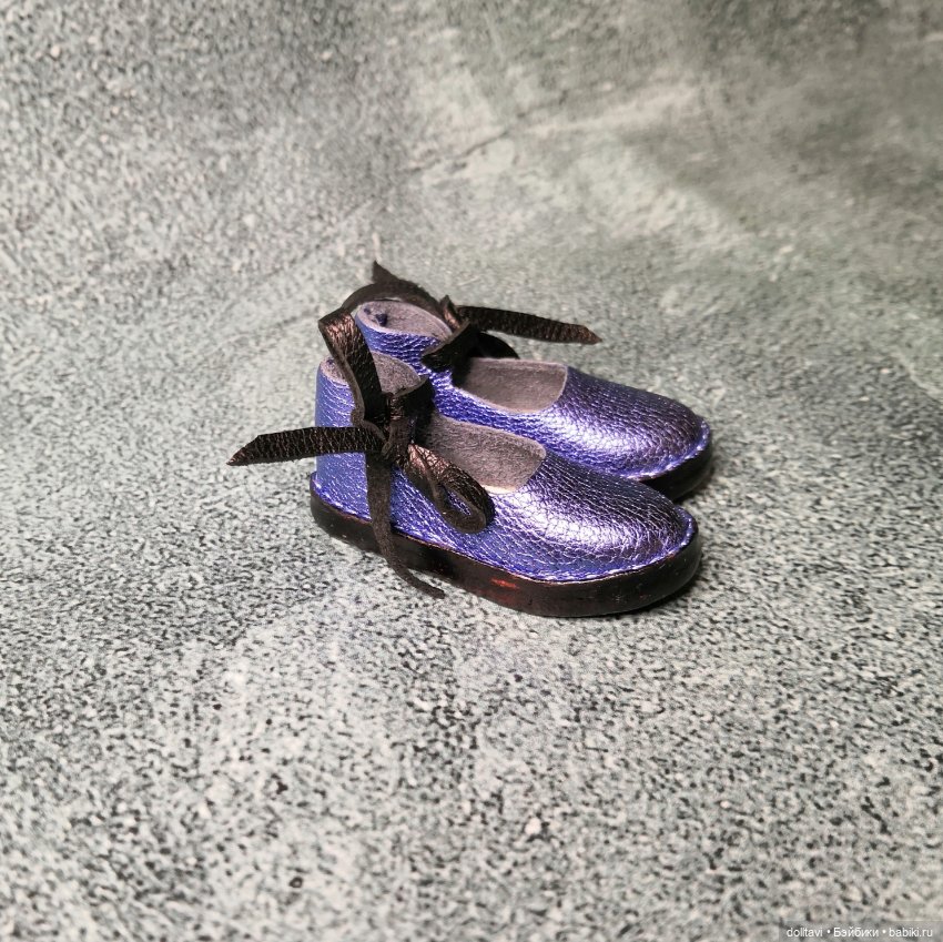 Готовлюсь к праздникам — Одежда и обувь для кукол своими руками: фото (фото 6)