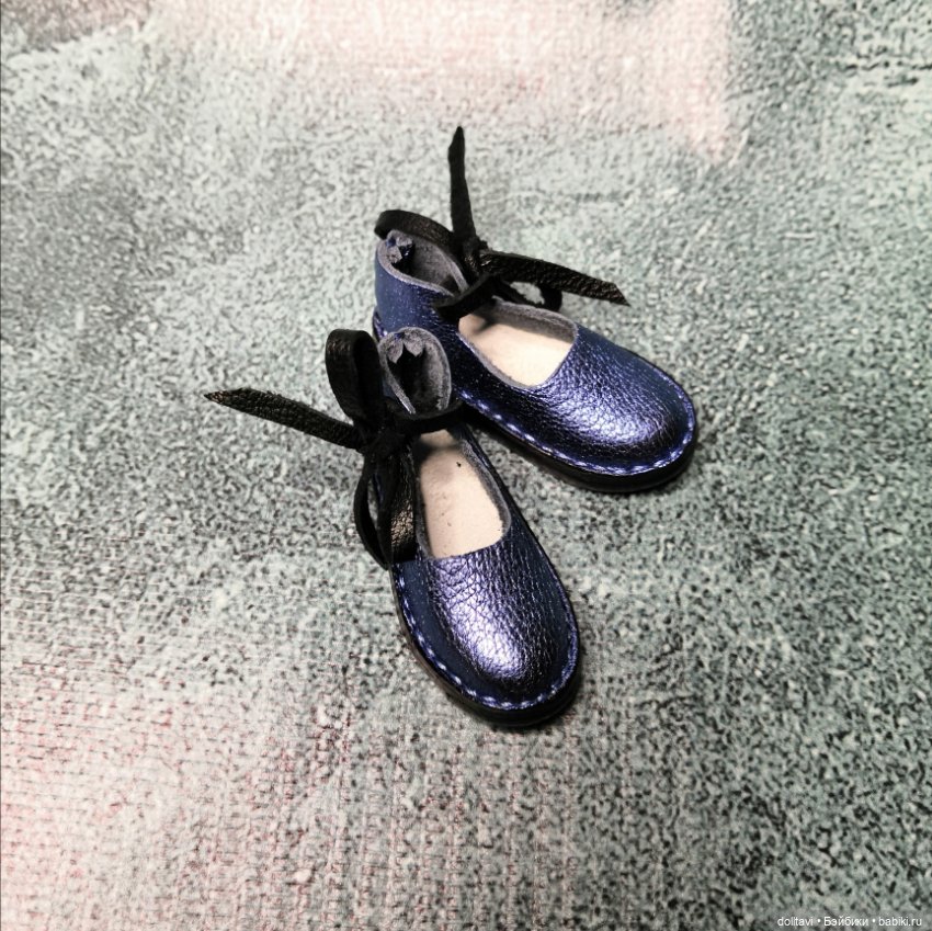 Готовлюсь к праздникам — Одежда и обувь для кукол своими руками: фото (фото 7)