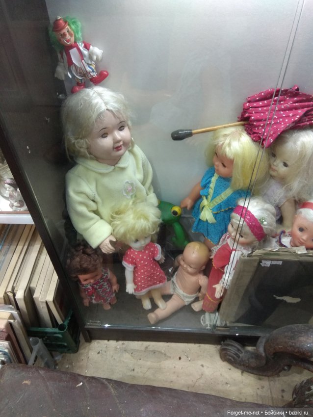 Блошиный рынок на Удельной