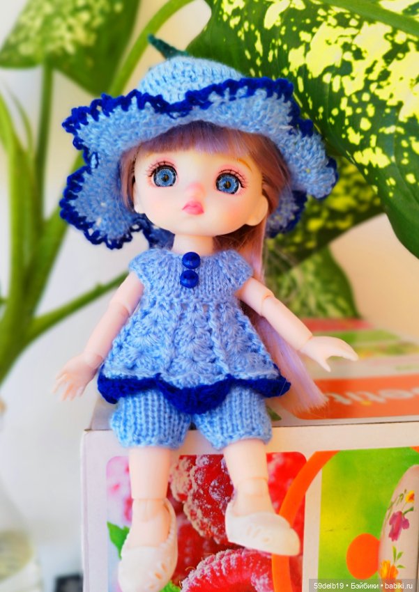 Лея примеряет нарядики Теи (фото 4)