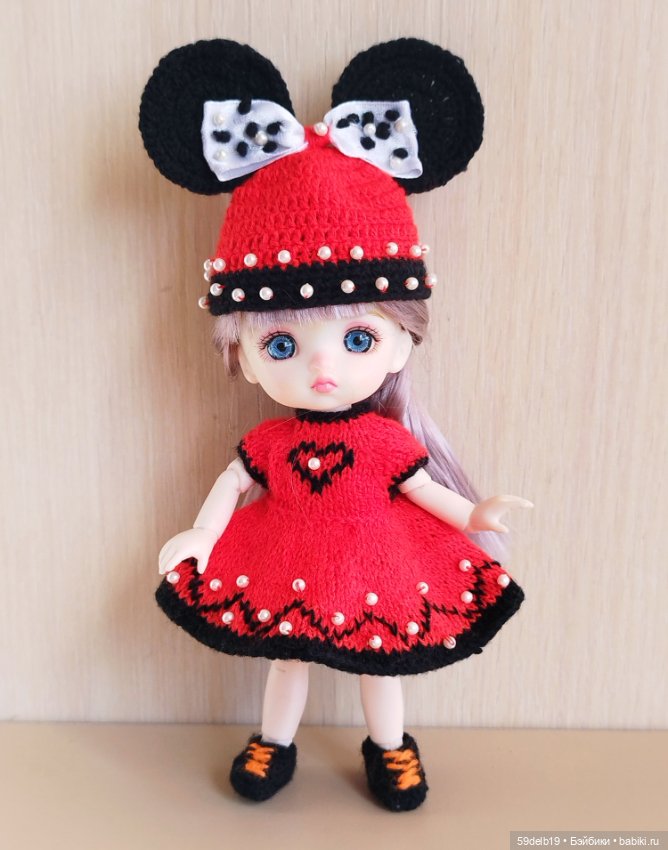 Лея примеряет нарядики Теи (фото 10)