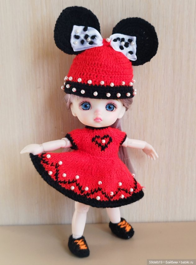 Лея примеряет нарядики Теи (фото 8)