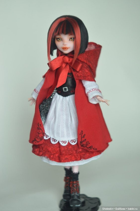 Красная шапочка - Девушка в алом плаще (фото 9)