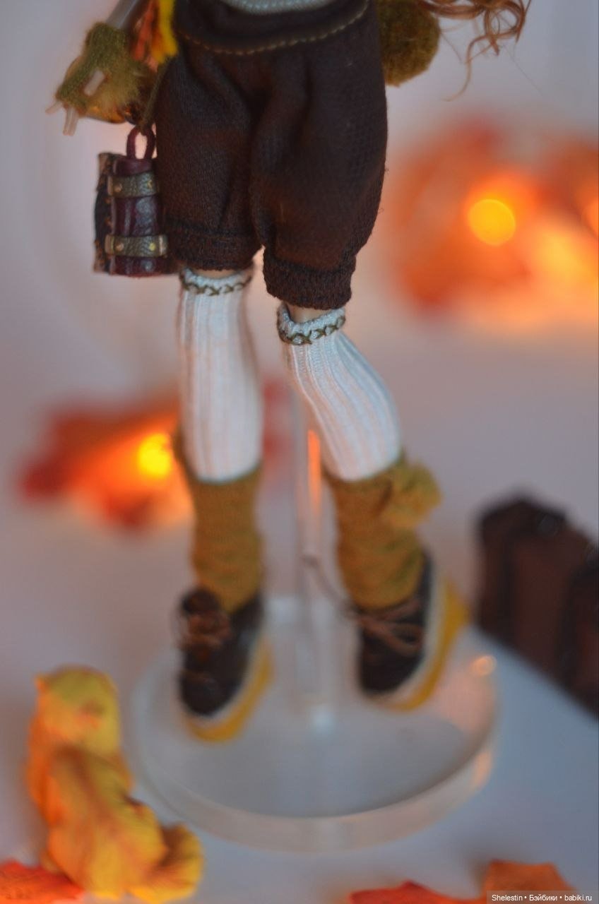 Осенняя ведьма — ООАК Monster High и Ever After High: репейнт (фото 2)