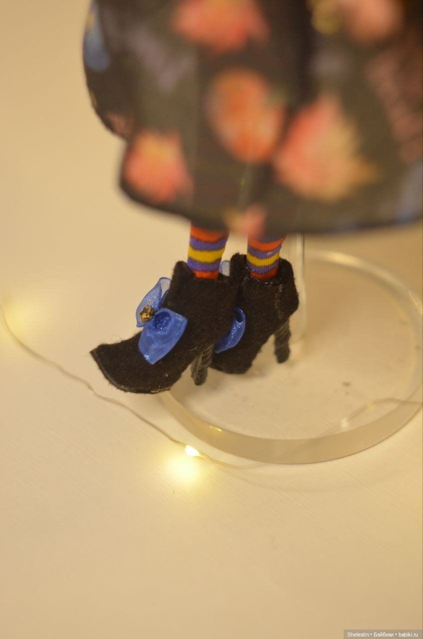 Хеллоуинская ведьмочка — ООАК и репейнт игровых кукол: Bratz (фото 3)