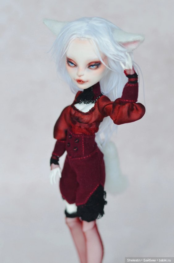 История о сером волке - Волчица в алом плаще (фото 4)